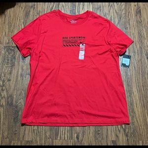 Nike Sportswear XXL shirt NWT
